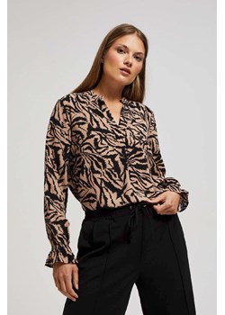 Damska koszula beżowa z długim rękawem i dekoltem w serek ze sklepu 5.10.15 w kategorii Bluzki damskie - zdjęcie 170772661