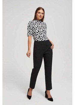 Czarne spodnie gładkie damskie z prostą nogawką ze sklepu 5.10.15 w kategorii Spodnie damskie - zdjęcie 170772691