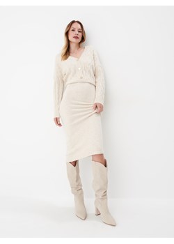 Mohito - Swetrowa sukienka midi - kremowy ze sklepu Mohito w kategorii Sukienki - zdjęcie 170779273