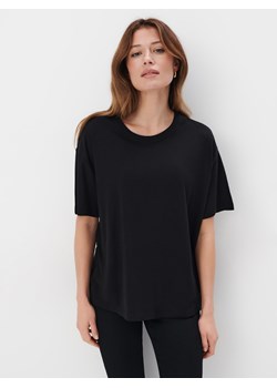 Mohito - Czarny t-shirt z modalem - czarny ze sklepu Mohito w kategorii Bluzki damskie - zdjęcie 170779372