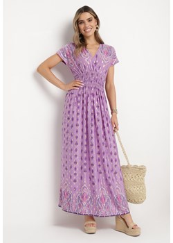 Fioletowa Wiskozowa Sukienka Maxi o Kopertowym Kroju w Ornamentalny Print Racida ze sklepu Born2be Odzież w kategorii Sukienki - zdjęcie 170789803