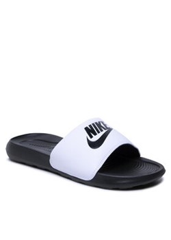 Nike Klapki Victori One Slide CN9675 005 Biały ze sklepu MODIVO w kategorii Klapki męskie - zdjęcie 170792960