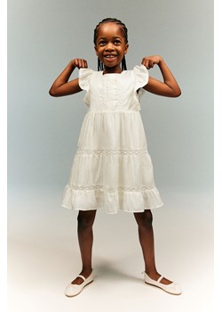 H & M - Sukienka z koronkowymi detalami - Biały ze sklepu H&M w kategorii Sukienki dziewczęce - zdjęcie 170797114