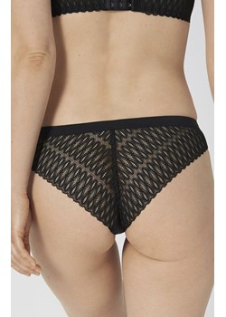 Triumph Aura Spotlight Brazilian figi brazyliany10208024, Kolor czarny, Rozmiar 36, Triumph ze sklepu Primodo w kategorii Majtki damskie - zdjęcie 170802242
