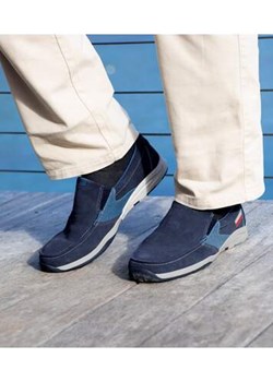 Mokasyny z elastycznymi wstawkami w stylu butów żeglarskich ze sklepu Atlas For Men w kategorii Mokasyny męskie - zdjęcie 170807501
