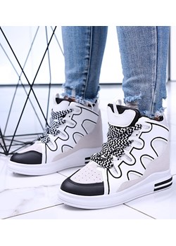 Sznurowane biało czarne trampki sneakersy na koturnie /F9-2 15779 D430/ ze sklepu Pantofelek24.pl w kategorii Buty sportowe damskie - zdjęcie 170808284