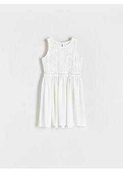 Reserved - Sukienka z ażurową górą - złamana biel ze sklepu Reserved w kategorii Sukienki dziewczęce - zdjęcie 170823641