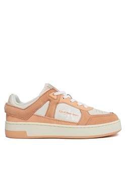 Sneakersy Calvin Klein Jeans Basket Cupsole Low Mix Ml Fad YW0YW01301 Pomarańczowy ze sklepu eobuwie.pl w kategorii Buty sportowe damskie - zdjęcie 170839980