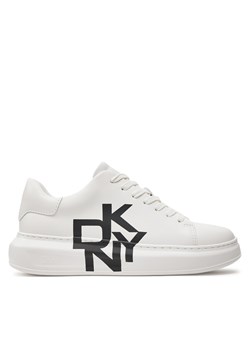 Sneakersy DKNY K1408368 Biały ze sklepu eobuwie.pl w kategorii Buty sportowe damskie - zdjęcie 170840841