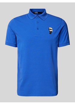 Koszulka polo o kroju slim fit z naszywką z logo ze sklepu Peek&Cloppenburg  w kategorii T-shirty męskie - zdjęcie 170842714