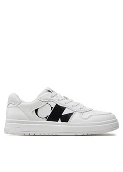 Calvin Klein Jeans Sneakersy V3X9-80867-1355 S Biały ze sklepu MODIVO w kategorii Buty sportowe dziecięce - zdjęcie 170846372