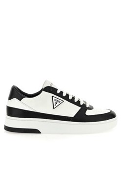 Guess Sneakersy Salerno FM7SIL LEA12 Biały ze sklepu MODIVO w kategorii Buty sportowe męskie - zdjęcie 170846453