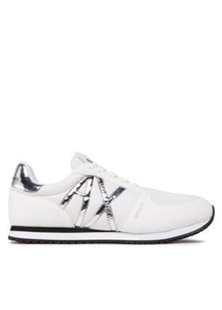 Armani Exchange Sneakersy XDX031 XV137 M696 Biały ze sklepu MODIVO w kategorii Buty sportowe damskie - zdjęcie 170849152