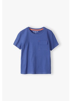 Niebieski t-shirt bawełniany chłopięcy z małą kieszonką ze sklepu 5.10.15 w kategorii T-shirty chłopięce - zdjęcie 170850941