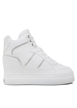 Guess Sneakersy Giala FL5ALA ELE12 Biały ze sklepu MODIVO w kategorii Trampki damskie - zdjęcie 170852721