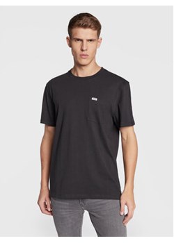 Wrangler T-Shirt W7B8EEXV6 112321200 112321200 Czarny Regular Fit ze sklepu MODIVO w kategorii T-shirty męskie - zdjęcie 170864121