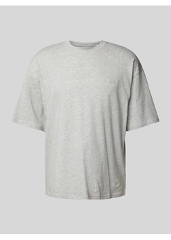 T-shirt o kroju oversized z obniżonymi ramionami ze sklepu Peek&Cloppenburg  w kategorii T-shirty męskie - zdjęcie 170869622