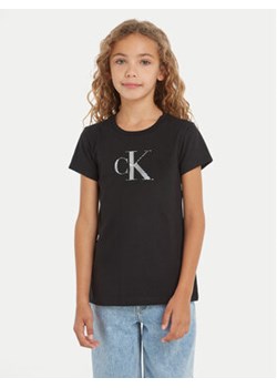 Calvin Klein Jeans T-Shirt Iridescent IG0IG02433 Czarny Regular Fit ze sklepu MODIVO w kategorii Bluzki dziewczęce - zdjęcie 170878694