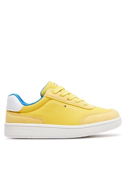 Sneakersy Tommy Hilfiger Low Cut Lace-Up Sneaker T3X9-33351-1694 M Yellow 200 ze sklepu eobuwie.pl w kategorii Buty sportowe dziecięce - zdjęcie 170879900