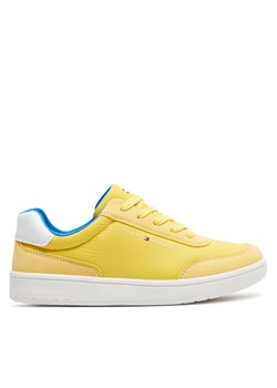 Sneakersy Tommy Hilfiger Low Cut Lace-Up Sneaker T3X9-33351-1694 S Yellow 200 ze sklepu eobuwie.pl w kategorii Buty sportowe dziecięce - zdjęcie 170880991
