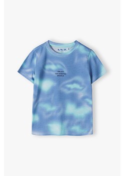 Bawełniany t-shirt tie dye - niebieski z napisem Enjoy the digital world ze sklepu 5.10.15 w kategorii T-shirty chłopięce - zdjęcie 170888660
