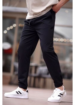 Spodnie RENERFO BLACK ze sklepu Ivet Shop w kategorii Spodnie męskie - zdjęcie 170894591