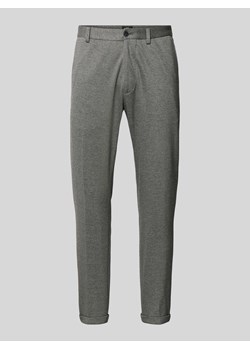 Spodnie zapinane na haftkę i zamek błyskawiczny model ‘CIBODO’ ze sklepu Peek&Cloppenburg  w kategorii Spodnie męskie - zdjęcie 170894772