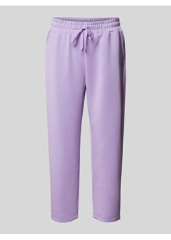Spodnie dresowe z elastycznym ściągaczem ze sklepu Peek&Cloppenburg  w kategorii Spodnie damskie - zdjęcie 170894972