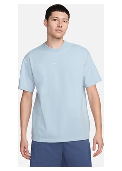 T-shirt męski Nike Sportswear Premium Essentials - Niebieski ze sklepu Nike poland w kategorii T-shirty męskie - zdjęcie 170913980