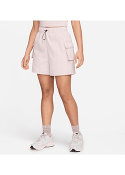 Damskie spodenki z tkaniny z wysokim stanem Nike Sportswear Essential - Fiolet ze sklepu Nike poland w kategorii Szorty - zdjęcie 170914173