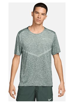 Męska koszulka z krótkim rękawem do biegania Dri-FIT Nike Rise 365 - Zieleń ze sklepu Nike poland w kategorii T-shirty męskie - zdjęcie 170914494