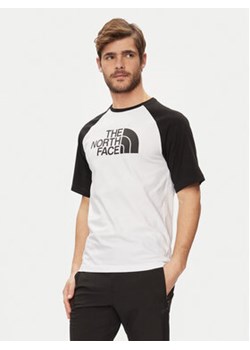 The North Face T-Shirt Easy NF0A87N7 Biały Regular Fit ze sklepu MODIVO w kategorii T-shirty męskie - zdjęcie 170918881