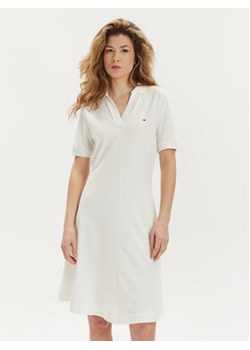 Tommy Hilfiger Sukienka letnia WW0WW41567 Biały Regular Fit ze sklepu MODIVO w kategorii Sukienki - zdjęcie 170919020