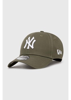 New Era czapka z daszkiem bawełniana 9Forty New York Yankees kolor zielony z aplikacją 60435138 ze sklepu PRM w kategorii Czapki z daszkiem męskie - zdjęcie 170927924