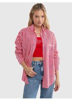 Koszula damska o luźnym kroju z linii Authentic w paski czerwona Autina 603 ze sklepu Big Star w kategorii Koszule damskie - zdjęcie 170939493