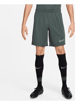 Męskie spodenki piłkarskie Dri-FIT Nike Academy - Zieleń ze sklepu Nike poland w kategorii Spodenki męskie - zdjęcie 170947441