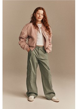 H & M - Szerokie spodnie cargo - Zielony ze sklepu H&M w kategorii Spodnie dziewczęce - zdjęcie 170948661