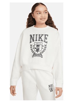 Bluza dresowa oversize z dzianiny z półokrągłym dekoltem dla dużych dzieci (dziewcząt) Nike Sportswear - Biel ze sklepu Nike poland w kategorii Bluzy dziewczęce - zdjęcie 170955390