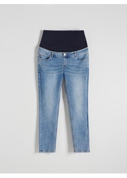 Reserved - Jeansy mom fit - niebieski ze sklepu Reserved w kategorii Bluzki ciążowe - zdjęcie 170958410