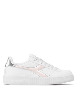 Sneakersy Diadora Step P 101.178335 01 D0036 White/Crystal Pink ze sklepu eobuwie.pl w kategorii Trampki damskie - zdjęcie 170962321