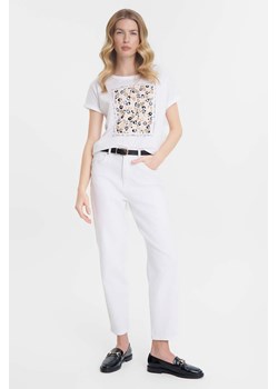 Biała koszulka damska z cekinami i cętkami ze sklepu 5.10.15 w kategorii Bluzki damskie - zdjęcie 170964180