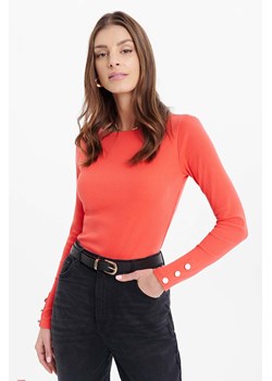 Prążkowana bluzka damska z długim rękawem- koralowa ze sklepu 5.10.15 w kategorii Bluzki damskie - zdjęcie 170964304