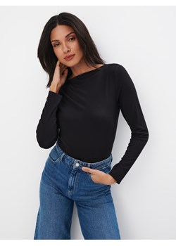 Mohito - Czarna bluzka z wiskozą - czarny ze sklepu Mohito w kategorii Bluzki damskie - zdjęcie 170964723