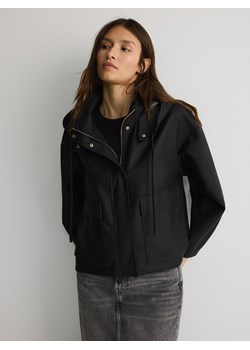 Reserved - Krótka kurtka przeciwdeszczowa - czarny ze sklepu Reserved w kategorii Kurtki damskie - zdjęcie 170965150