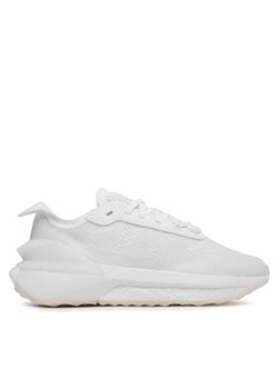 adidas Sneakersy Avryn HP5972 Biały ze sklepu MODIVO w kategorii Buty sportowe męskie - zdjęcie 170969171