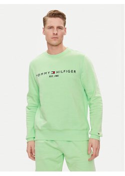 Tommy Hilfiger Bluza Logo MW0MW11596 Zielony Regular Fit ze sklepu MODIVO w kategorii Bluzy męskie - zdjęcie 170970604
