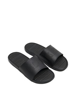 Cropp - Czarne klapki na basen - czarny ze sklepu Cropp w kategorii Klapki męskie - zdjęcie 170971072