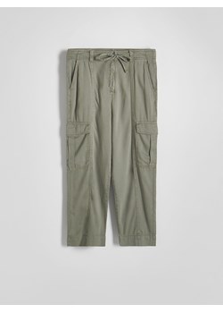 Reserved - Spodnie cargo - jasnozielony ze sklepu Reserved w kategorii Spodnie damskie - zdjęcie 170971180