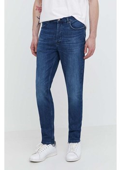 HUGO jeansy 634 męskie kolor niebieski 50511324 ze sklepu ANSWEAR.com w kategorii Jeansy męskie - zdjęcie 170972131