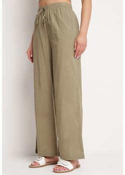 Zielone Spodnie Szerokie z Gumką w Pasie z Bawełną i Lnem Axilara ze sklepu Born2be Odzież w kategorii Spodnie damskie - zdjęcie 170973311